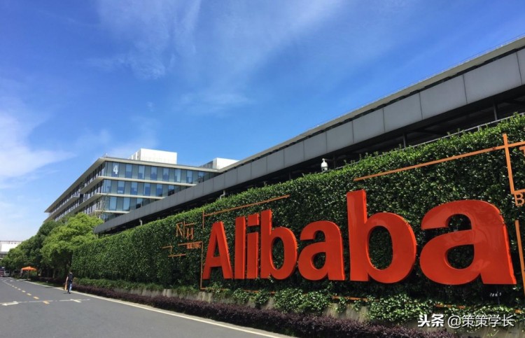 简约不简单的社交方式微信微博陌陌的成功之道